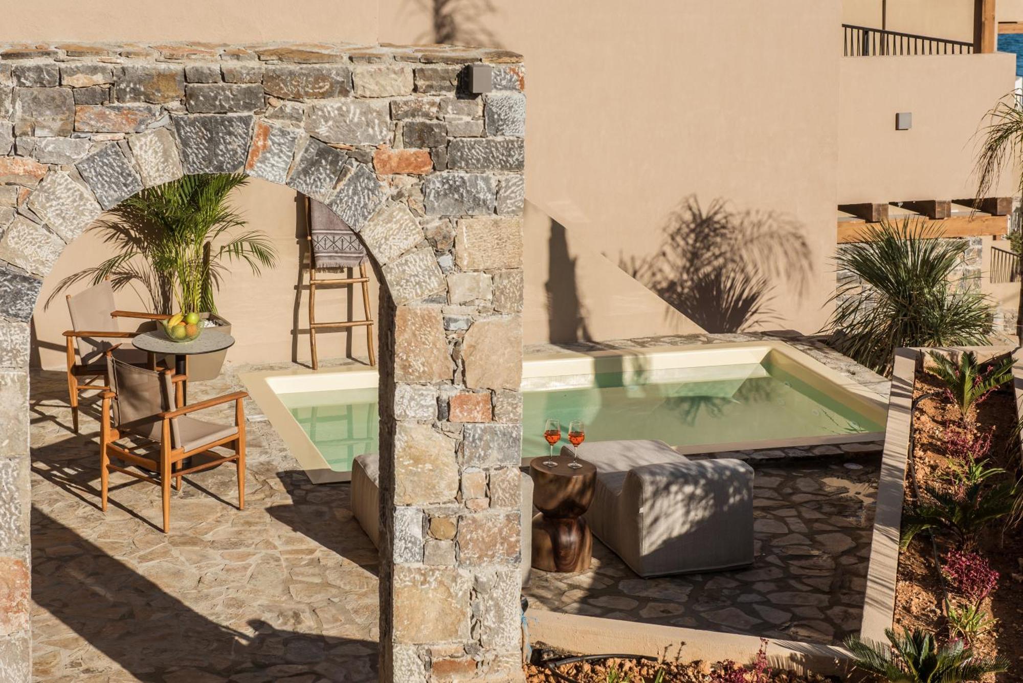 Elounda Infinity Exclusive Resort & Spa - Adults Only Dış mekan fotoğraf