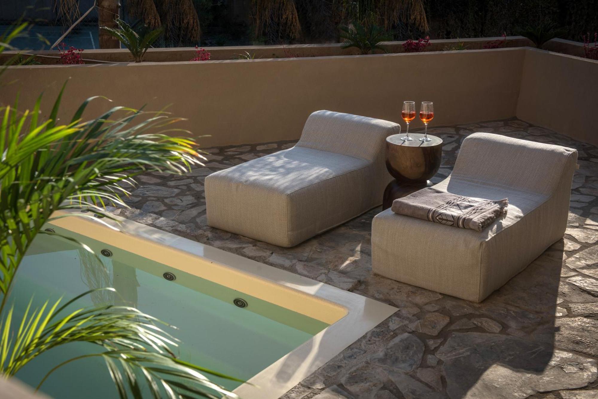 Elounda Infinity Exclusive Resort & Spa - Adults Only Dış mekan fotoğraf
