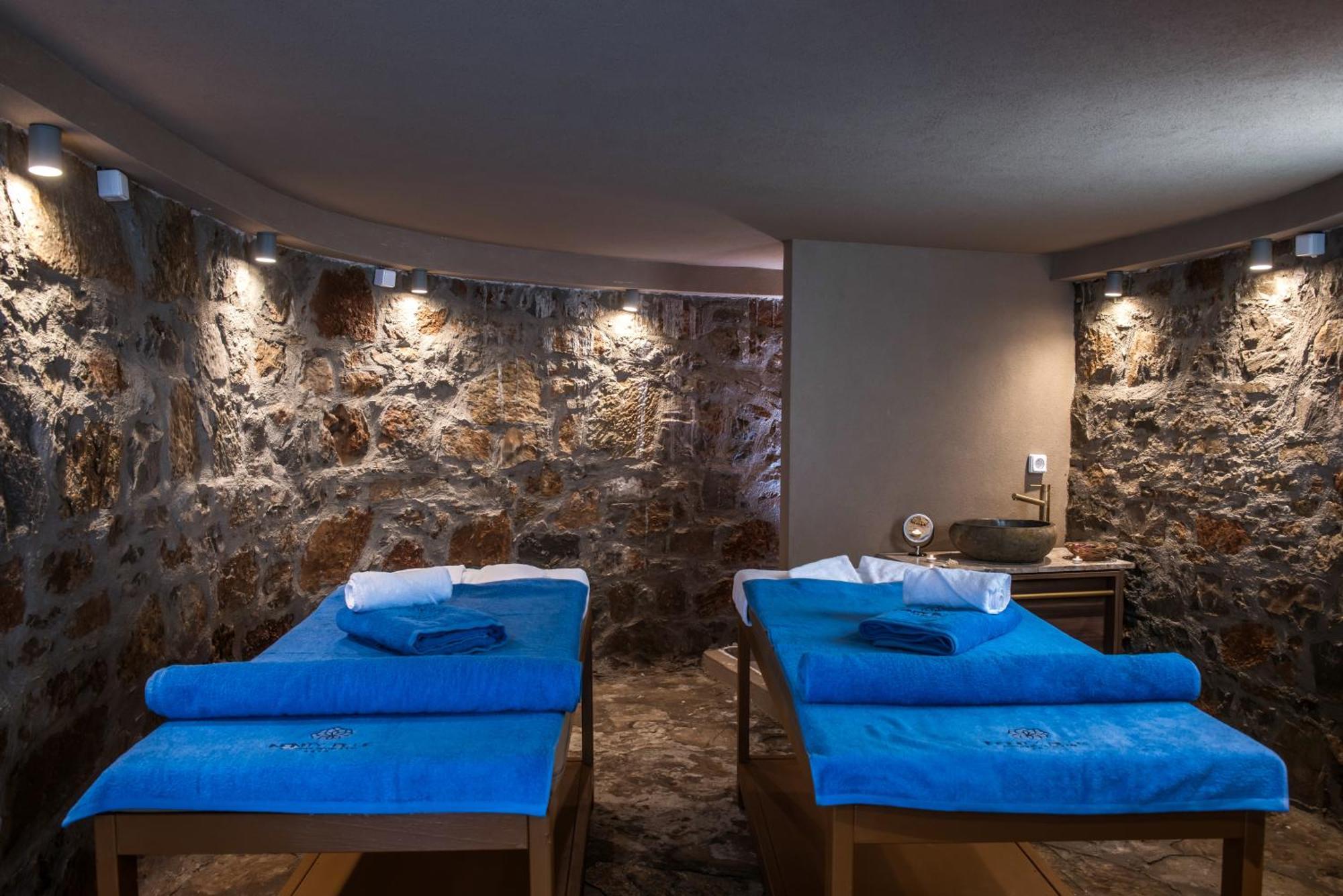 Elounda Infinity Exclusive Resort & Spa - Adults Only Dış mekan fotoğraf